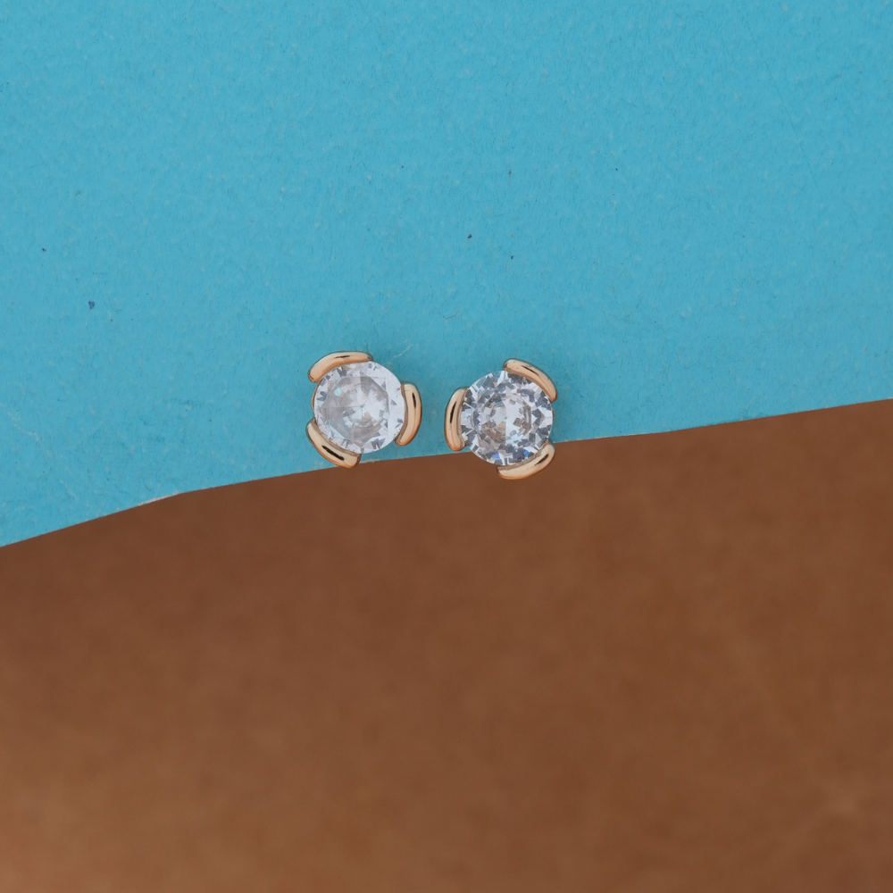 Dazzling Solitaire Petal Stud Earrings
