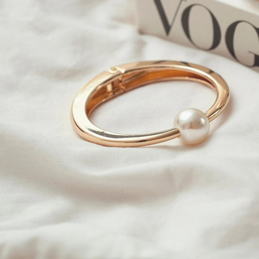 Pearl Drop Gold-Tone Oval Bracelet