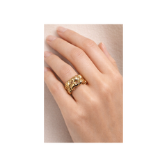 Gold-Tone Chunky Openwork Ring – Bold Sculptural Statement Design