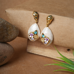 Chic Gold-Tone Floral Enamel Drop Earrings