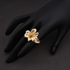 Gold-Tone Sculptural Floral Design Ring