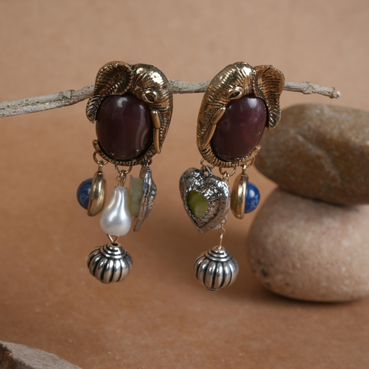 Vintage-Inspired Statement Cluster Drop Earrings