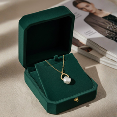 Elegant Pearl Drop Necklace