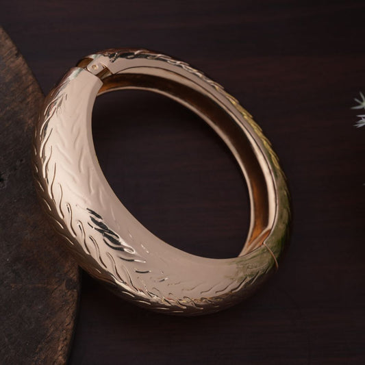 Elegant Gold-Toned Textured Bangle Bracelet