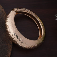 Elegant Gold-Toned Textured Bangle Bracelet