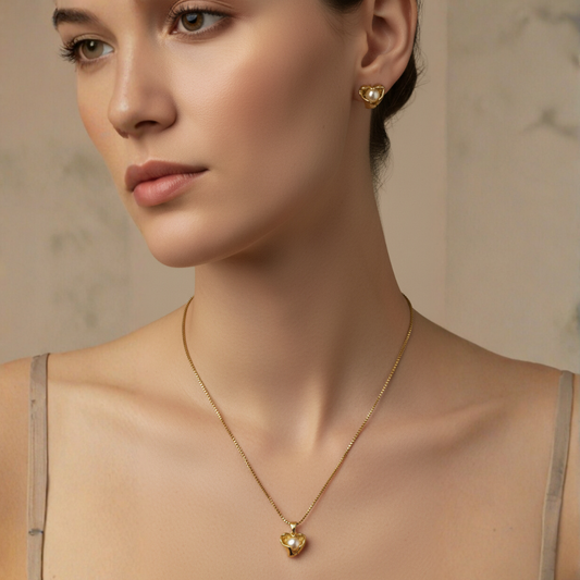 Golden Heart Pendant Chain Set (Gold Tone)