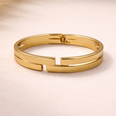 Modern Open Bar Bangle Bracelet