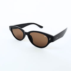 Classic with Modern Twist Black Unisex Sunnies