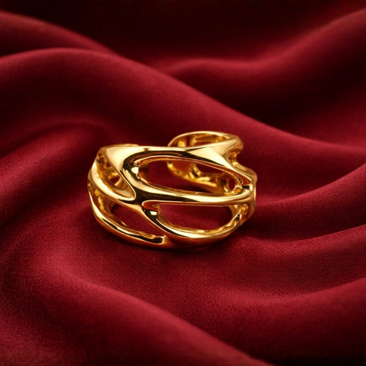 Gold-Tone Interwoven Statement Ring – Sculptural Openwork Design