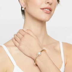 Pearl Drop Gold-Tone Oval Bracelet