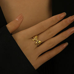 Elegant Bow Design Open Ring in Gold Tone
